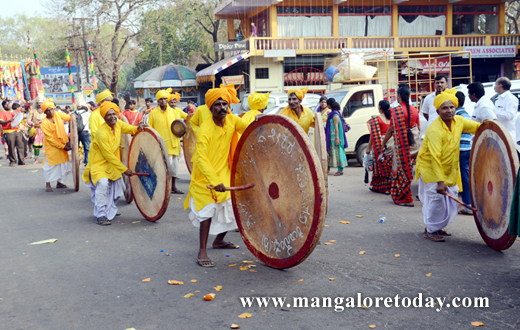 Karavali ustav 2016